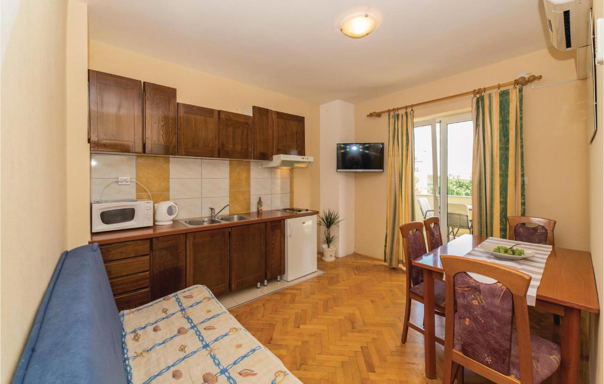 Pet Friendly Apartment In Biograd With Kitchen Биоград-на-Мору Экстерьер фото
