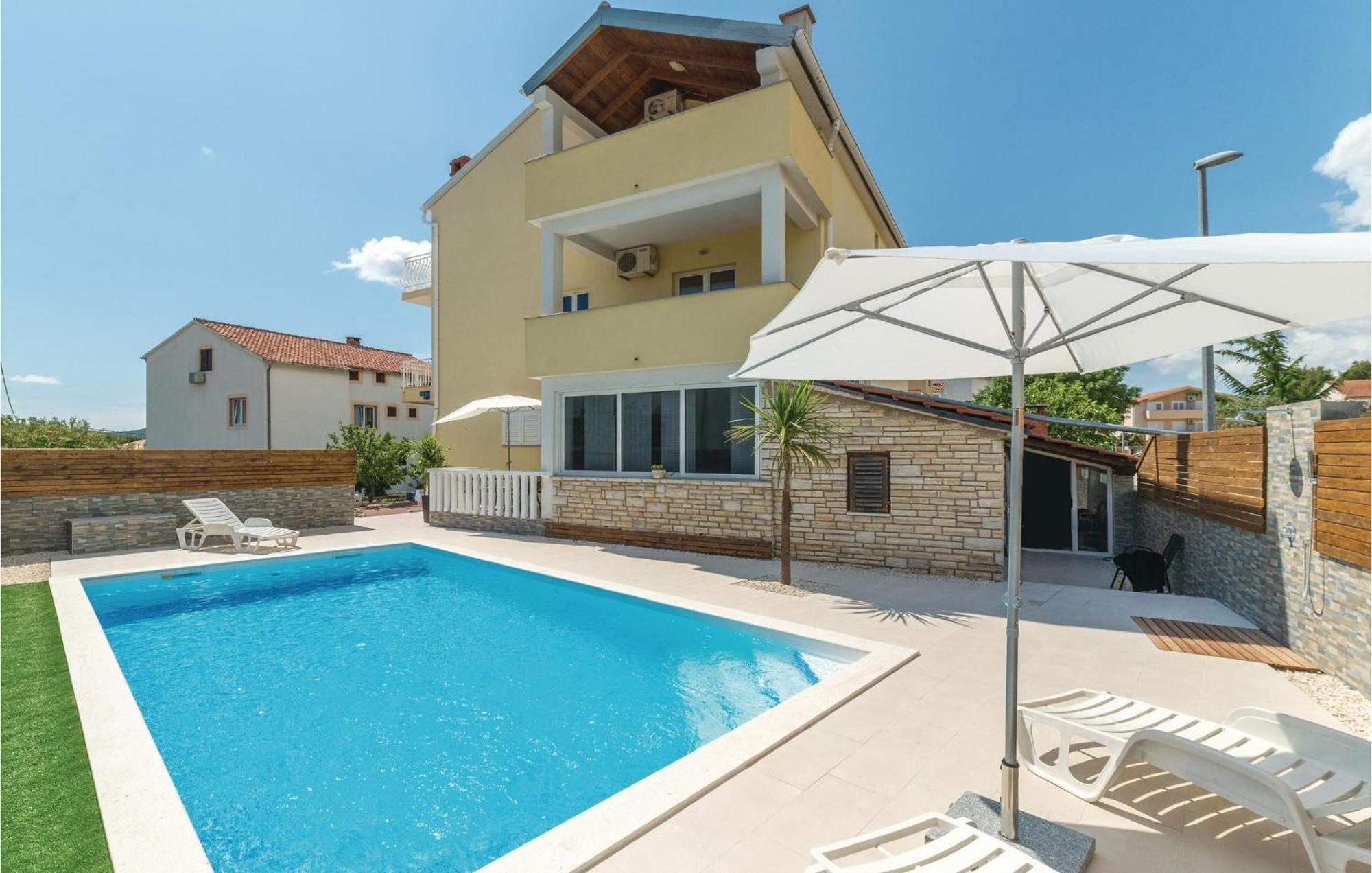 Pet Friendly Apartment In Biograd With Kitchen Биоград-на-Мору Экстерьер фото