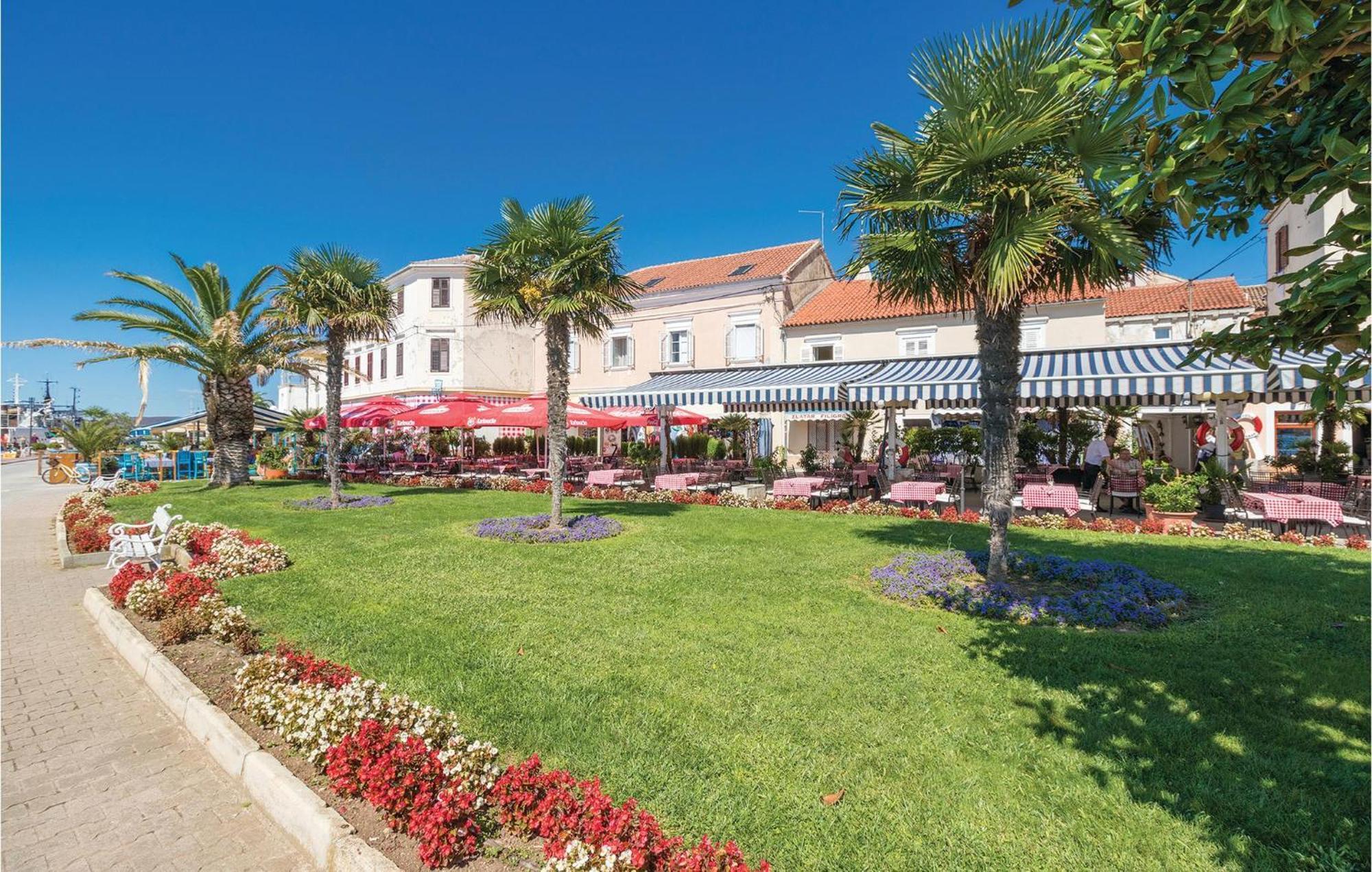 Pet Friendly Apartment In Biograd With Kitchen Биоград-на-Мору Экстерьер фото