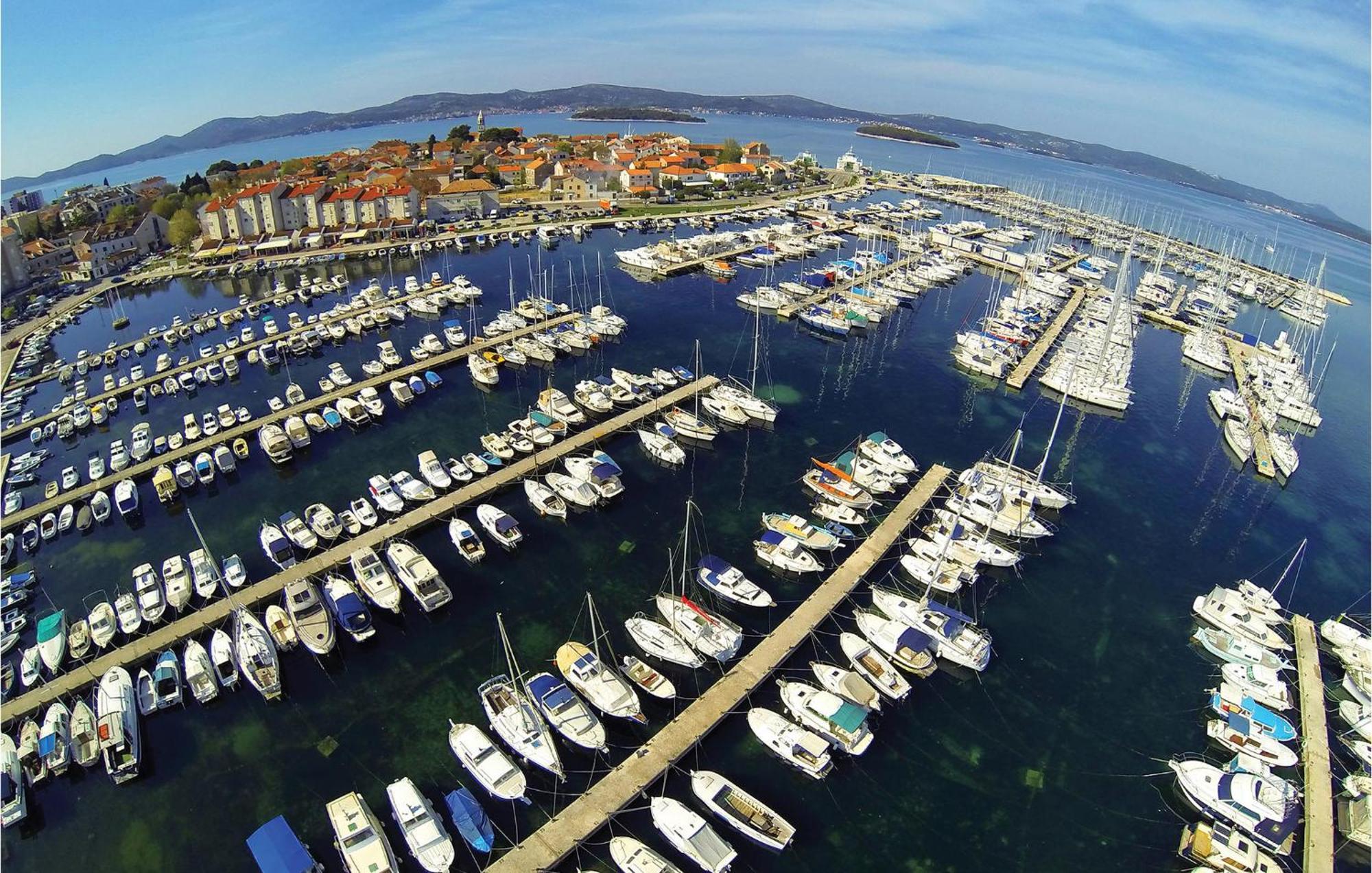 Pet Friendly Apartment In Biograd With Kitchen Биоград-на-Мору Экстерьер фото